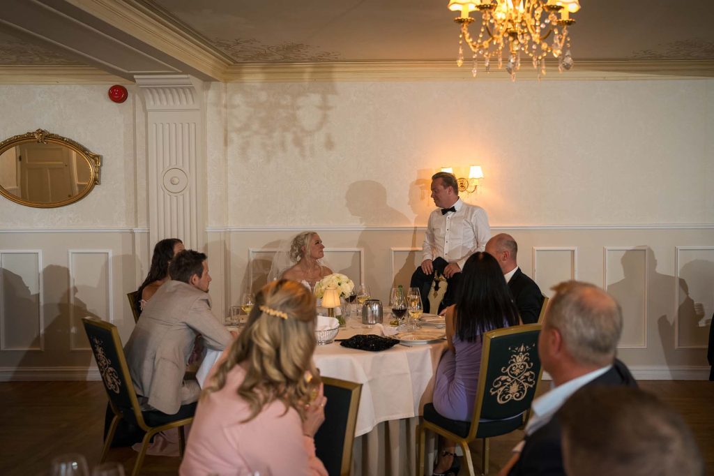 Bilder fra bryllupsfest på Losby gods.